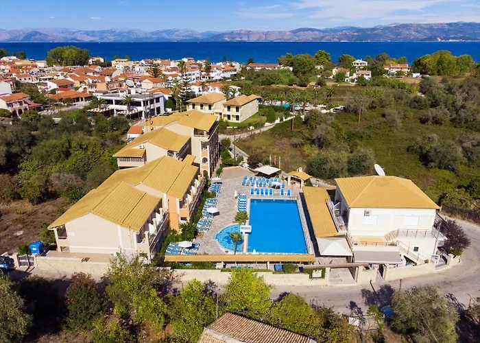 Kavos Plaza Hotel